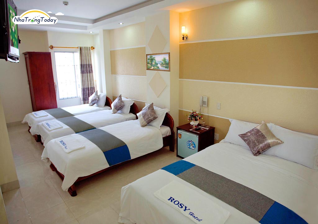 Khách sạn Apus Inn